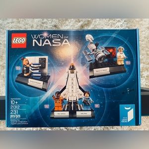 NIB Lego 21312 Women of NASA collectible set